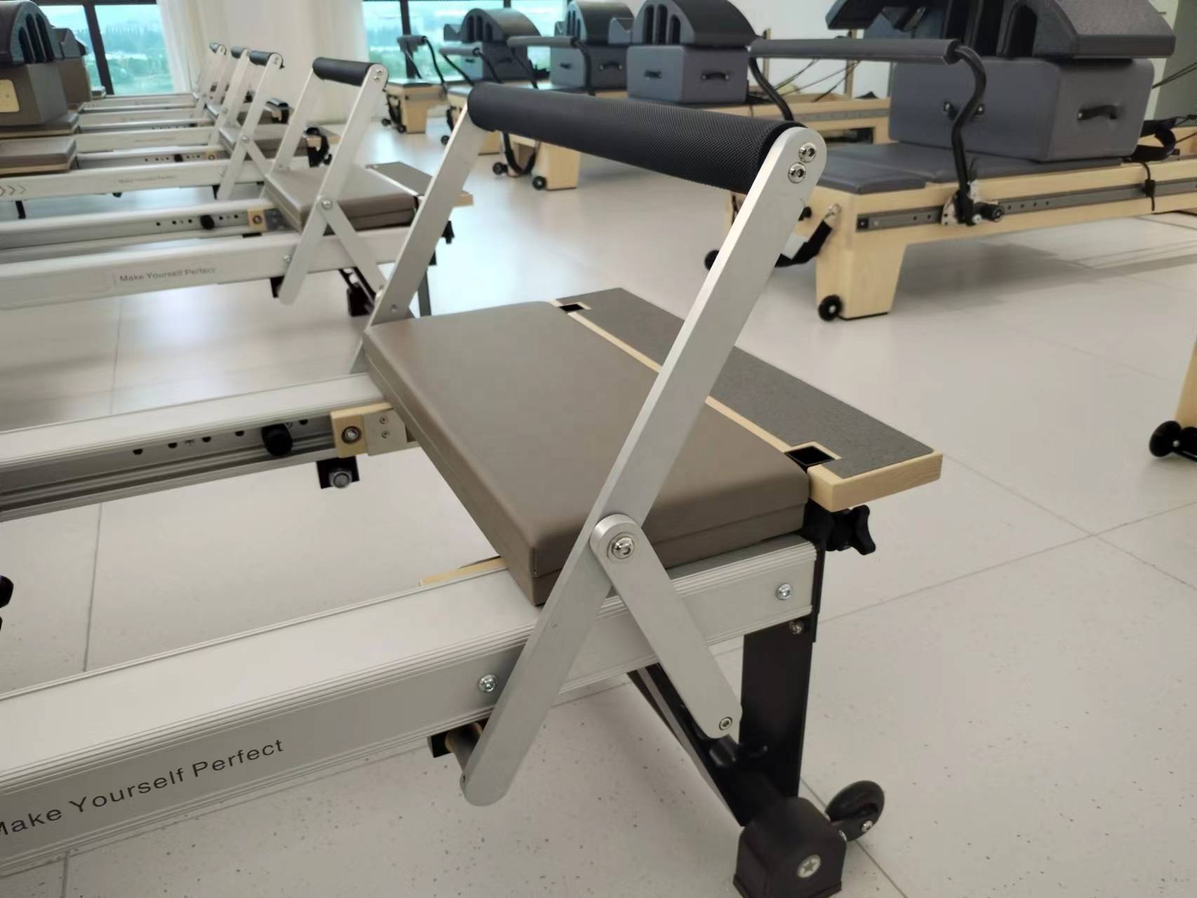 Commercial Use Elina Pilates R - Yoga Fitness Pilates Reformer 评论和价格